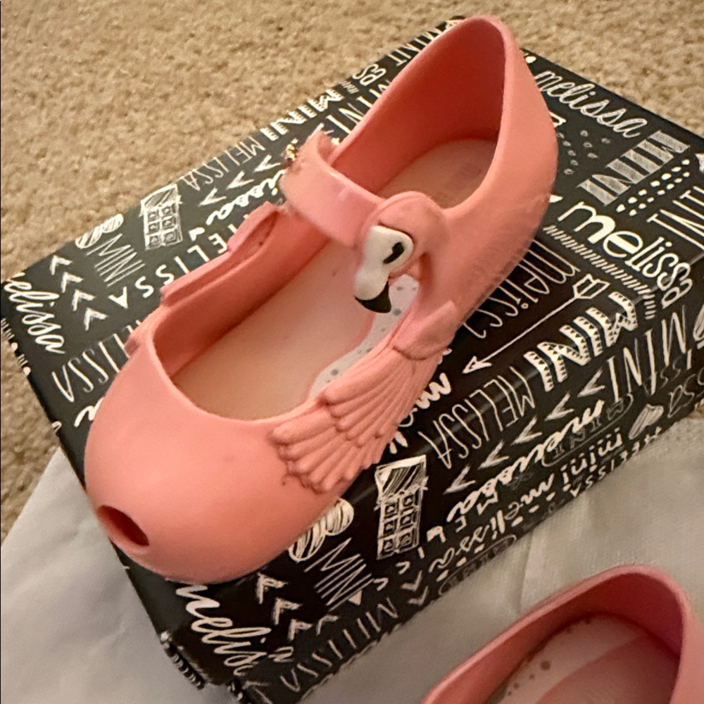 Mini Melissa Ultragirl Pink Candle Size 7, Pre-Owned - Picture 2 of 7